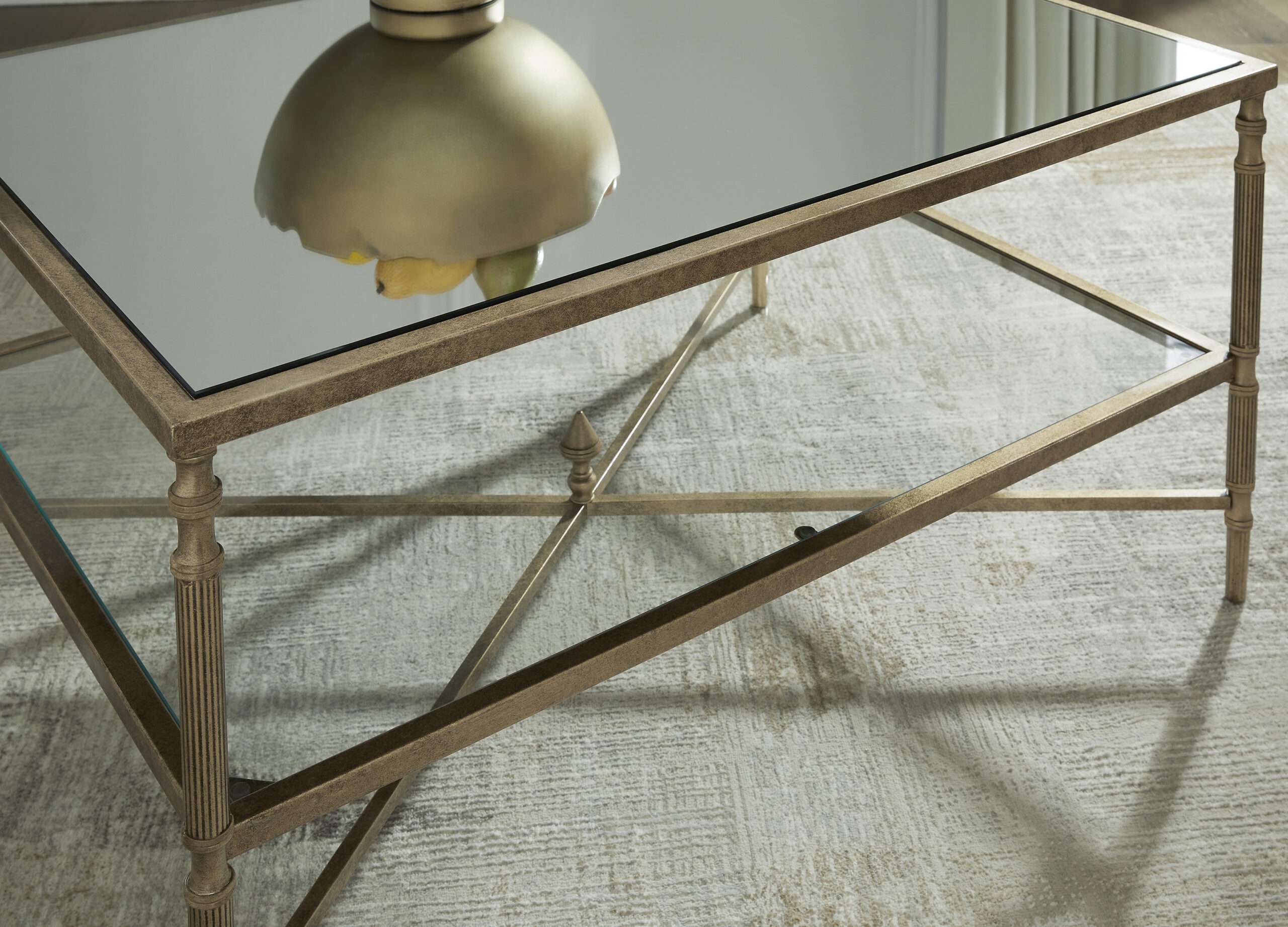 Cloverty Coffee Table - Image 4