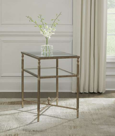 Cloverty End Table - Image 4