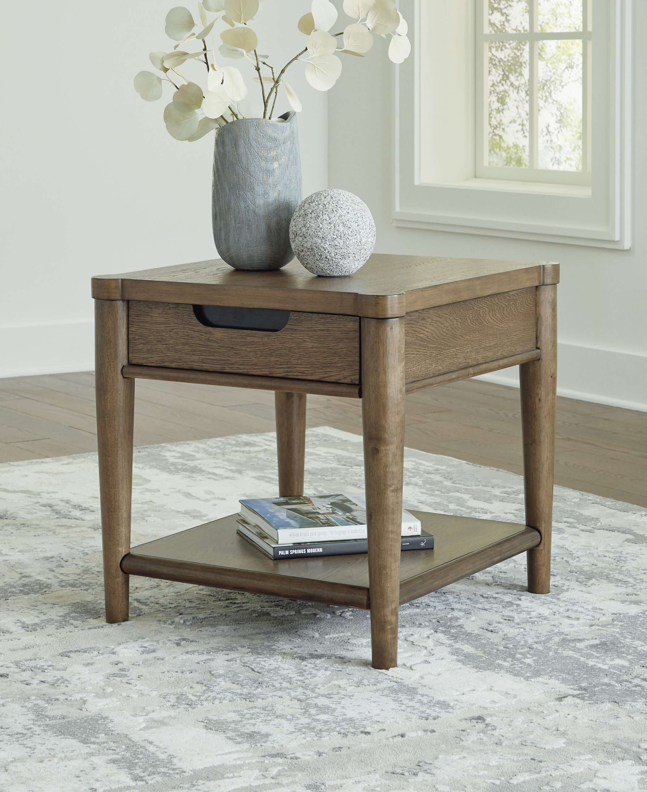 Roanhowe End Table - Image 8